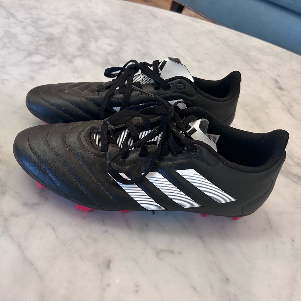 Adidas kids soccer cleats Size 8 - Picture 2 of 7